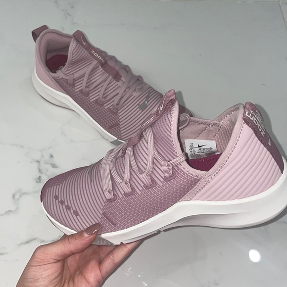 Nike Shoes - ‼️‼️ SOLDD ‼️‼️Women’s Nike air zoom elevate